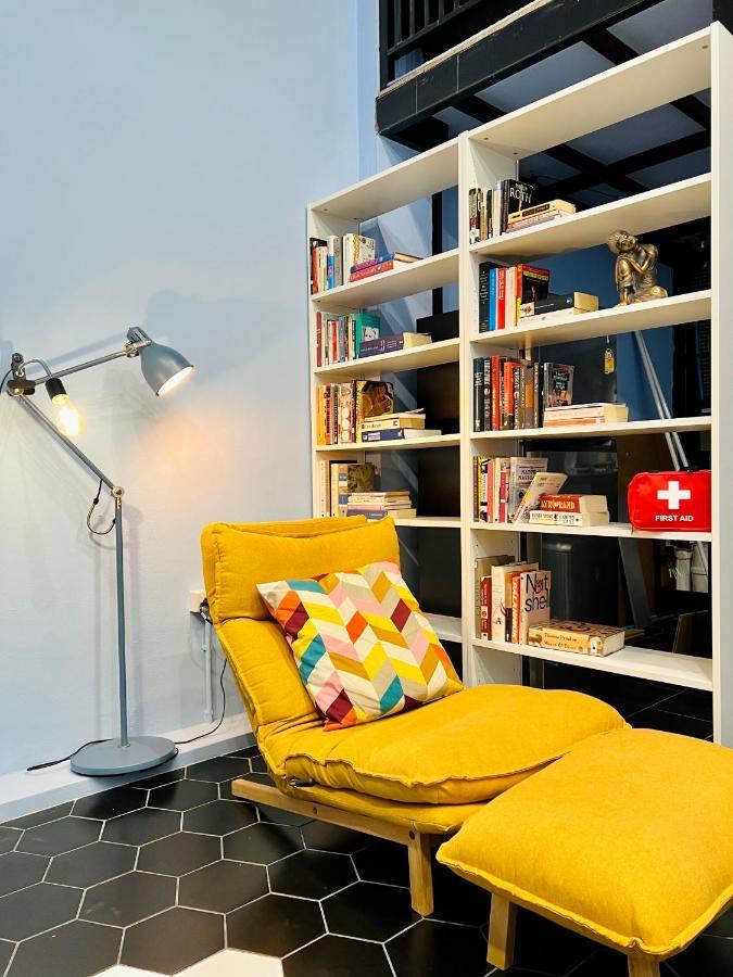 El Biografo Hostel Банкок Екстериор снимка