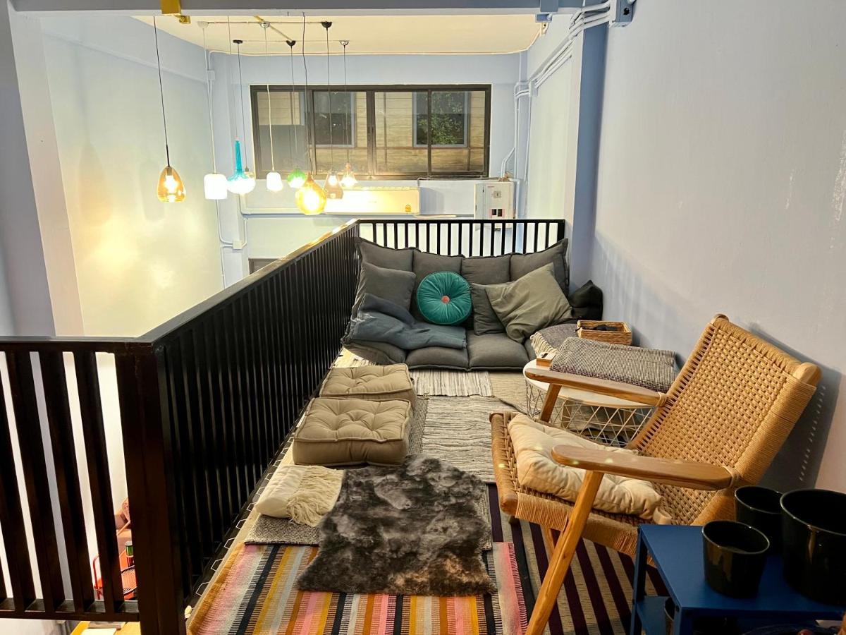 El Biografo Hostel Банкок Екстериор снимка