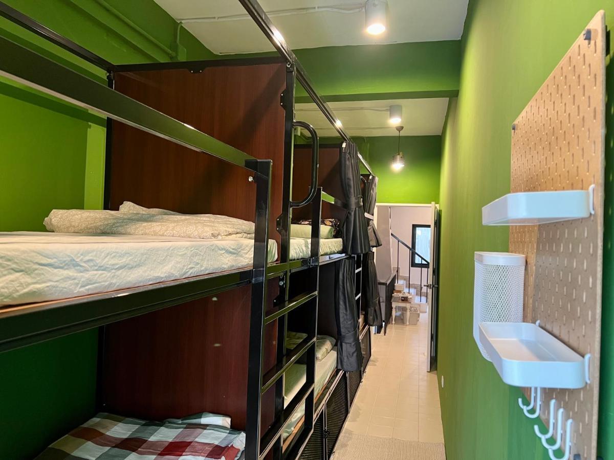 El Biografo Hostel Банкок Екстериор снимка
