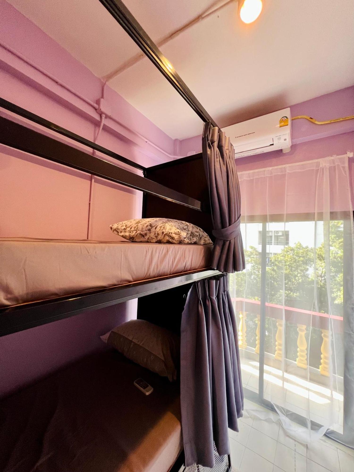 El Biografo Hostel Банкок Екстериор снимка