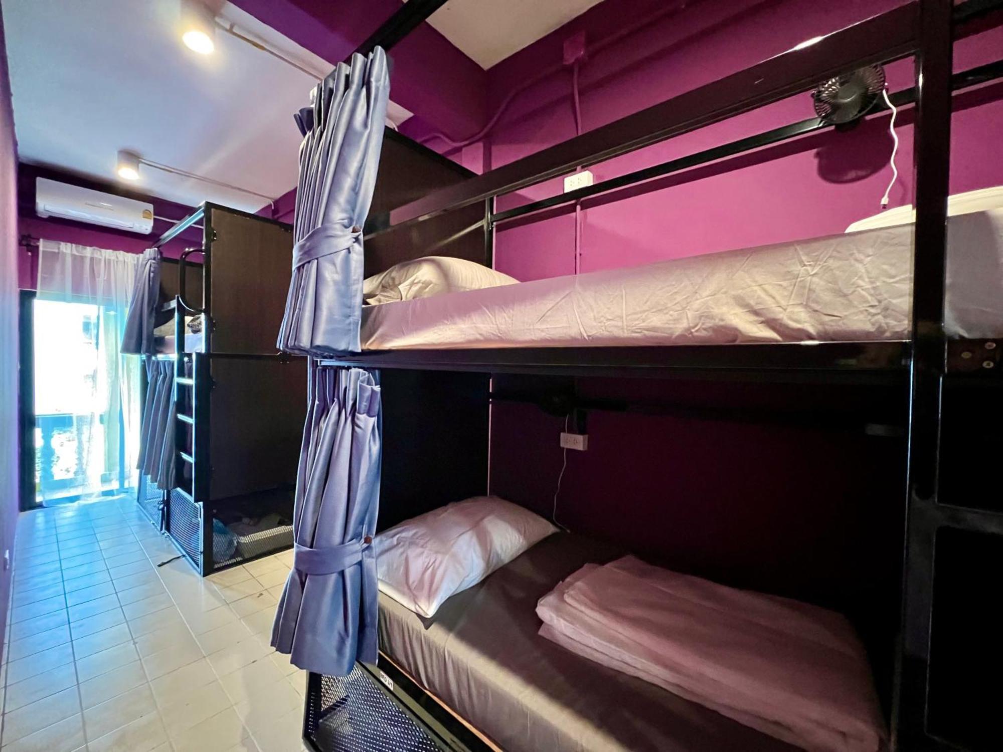 El Biografo Hostel Банкок Екстериор снимка